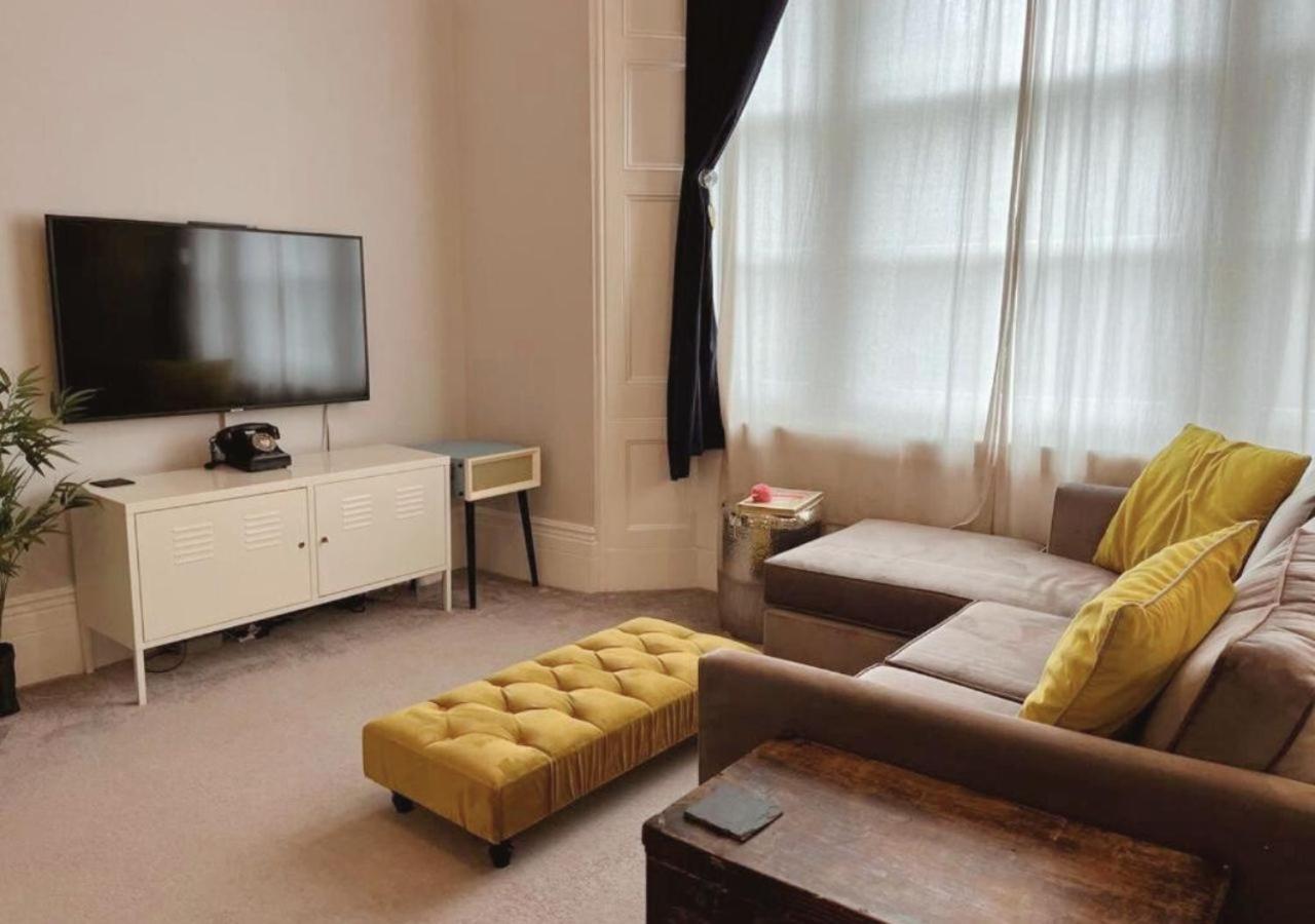 3 Sheets To The Wind, Boutique Holiday Apartment In 토키 외부 사진