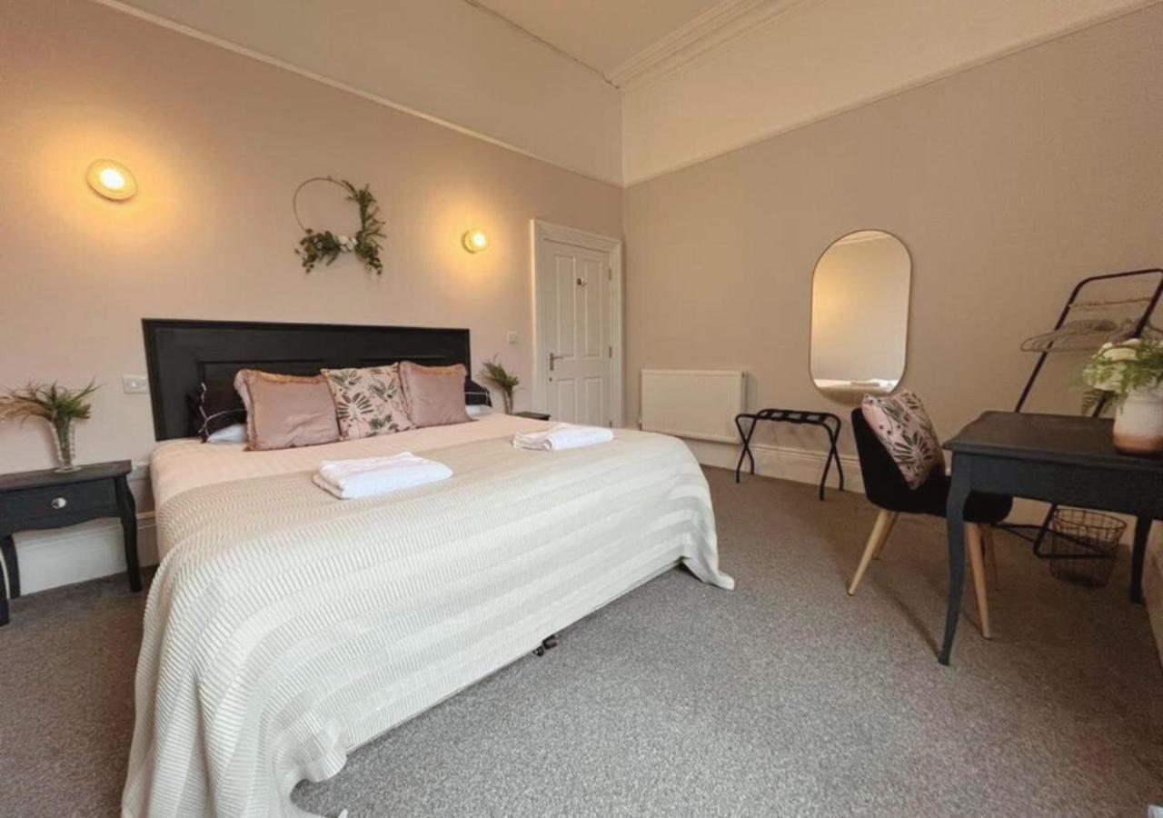 3 Sheets To The Wind, Boutique Holiday Apartment In 토키 외부 사진
