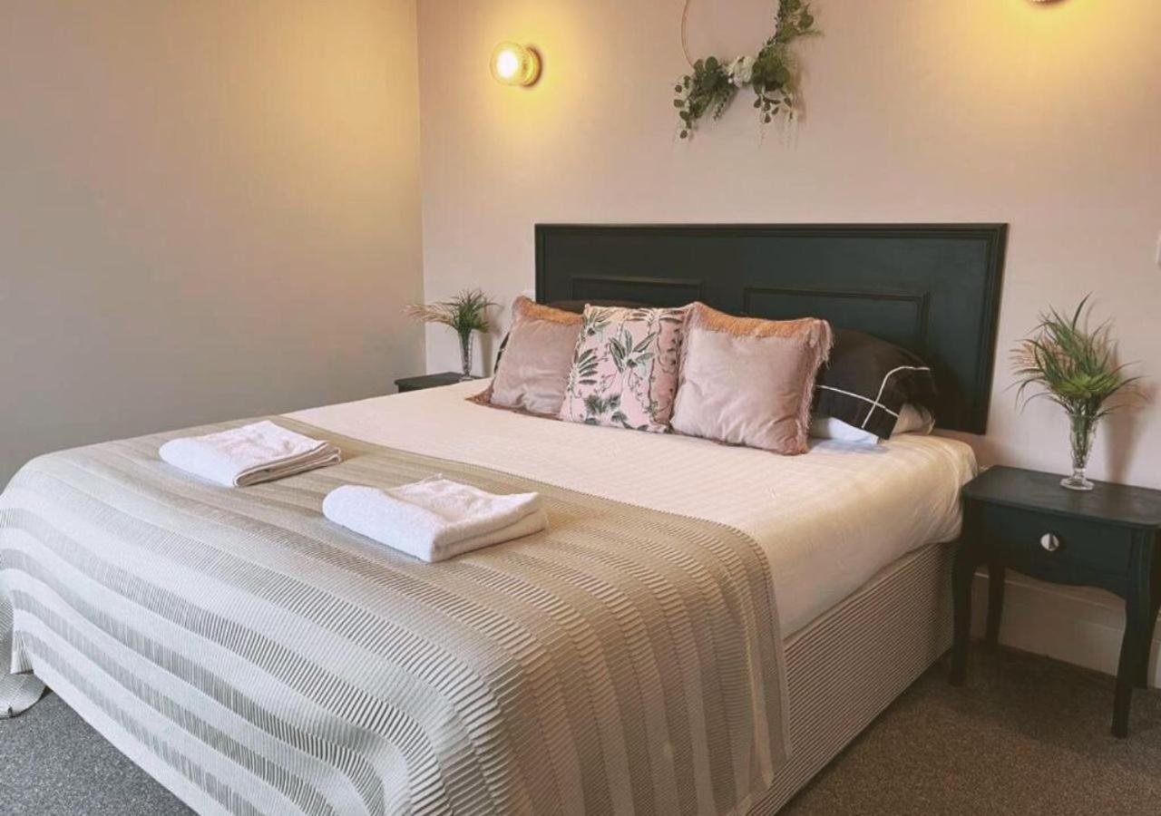 3 Sheets To The Wind, Boutique Holiday Apartment In 토키 외부 사진